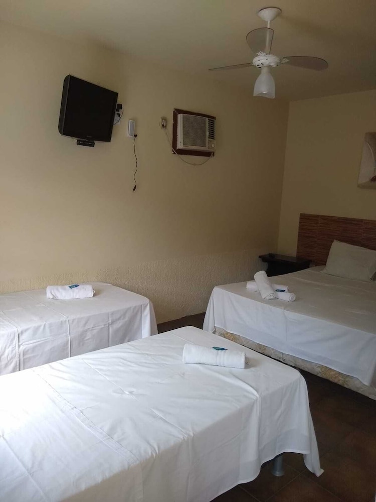 Quadruple Room, Multiple Beds photo 2