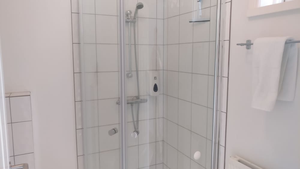Twin Room, Private Bathroom, Annex Building photo 3
