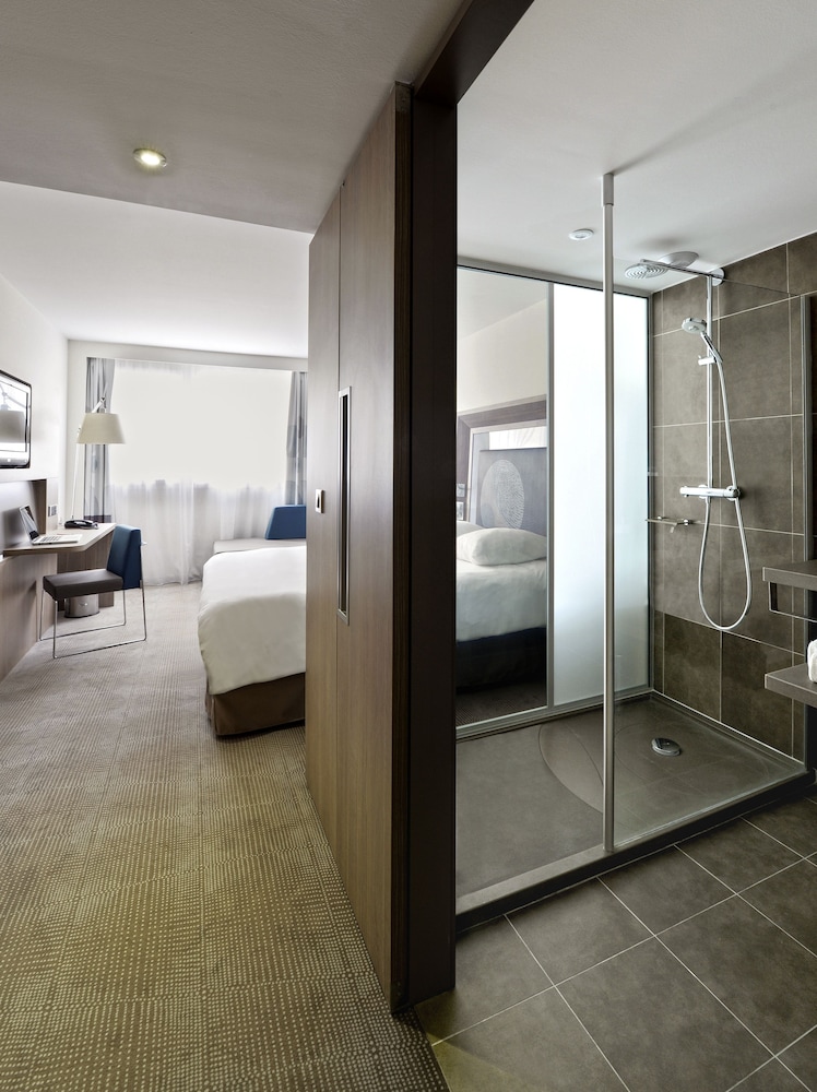 Classic Room, 1 Double Bed with Sofa bed, Bathtub - Photo 4