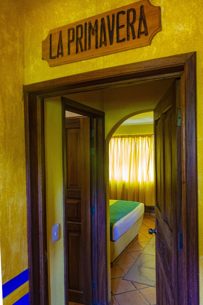 Standard Room - Photo 4