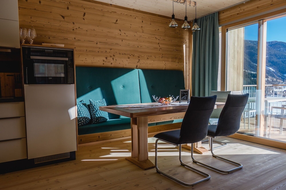 Superior Cabin, 2 Bedrooms, Balcony (Auernig, incl. EUR 90 cleaning fee) photo 3
