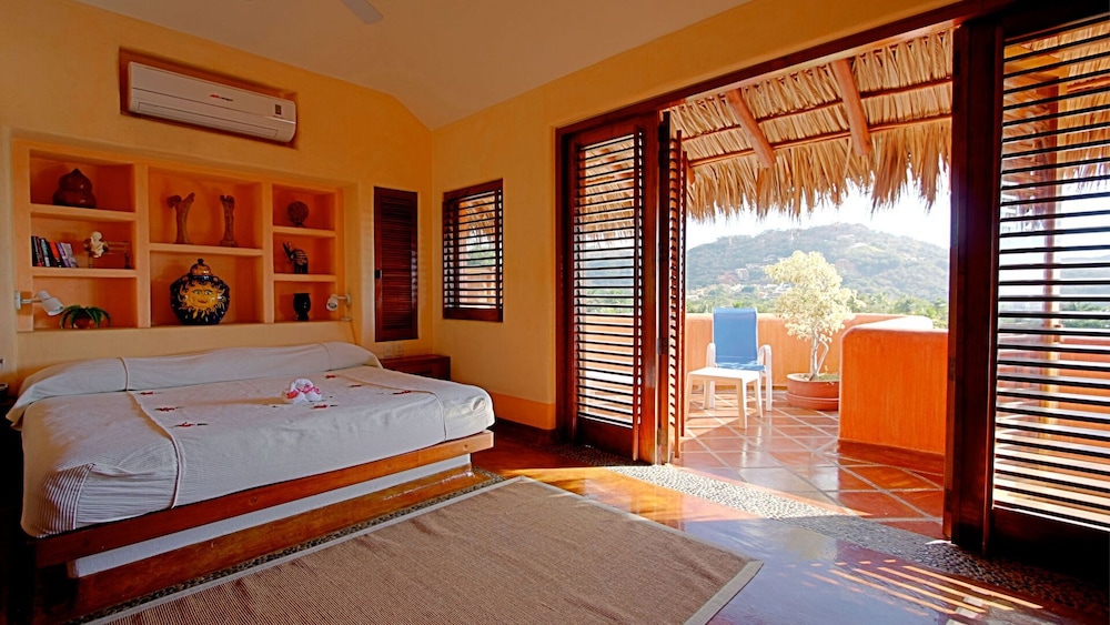 Grand House, 2 Bedrooms, Private Pool, Ocean View photo 3