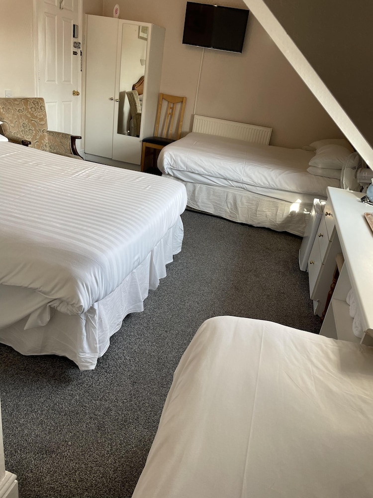 Standard Suite, Ensuite photo 2