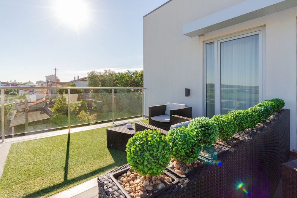 Premium Double Room, 1 Double Bed, Terrace - Photo 3