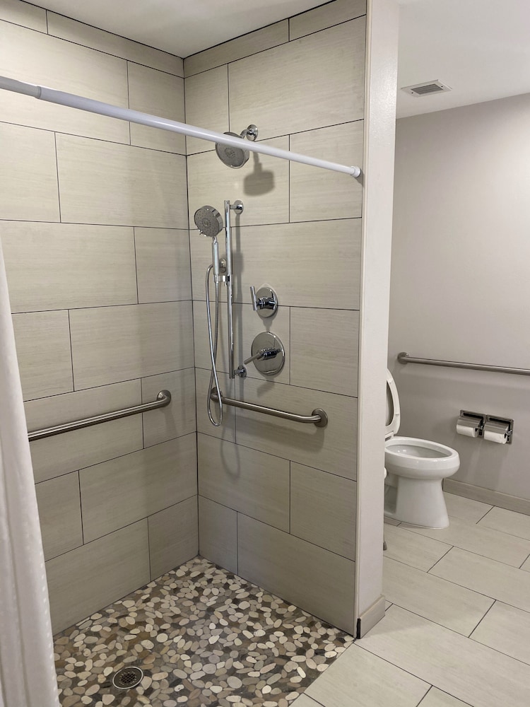 Suite, 1 King Bed with Sofa bed (Walk-In Shower) - Photo 19