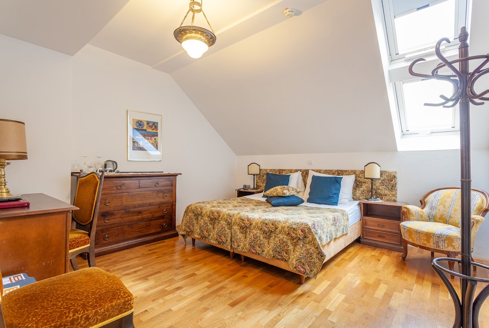 Basic Room photo 1