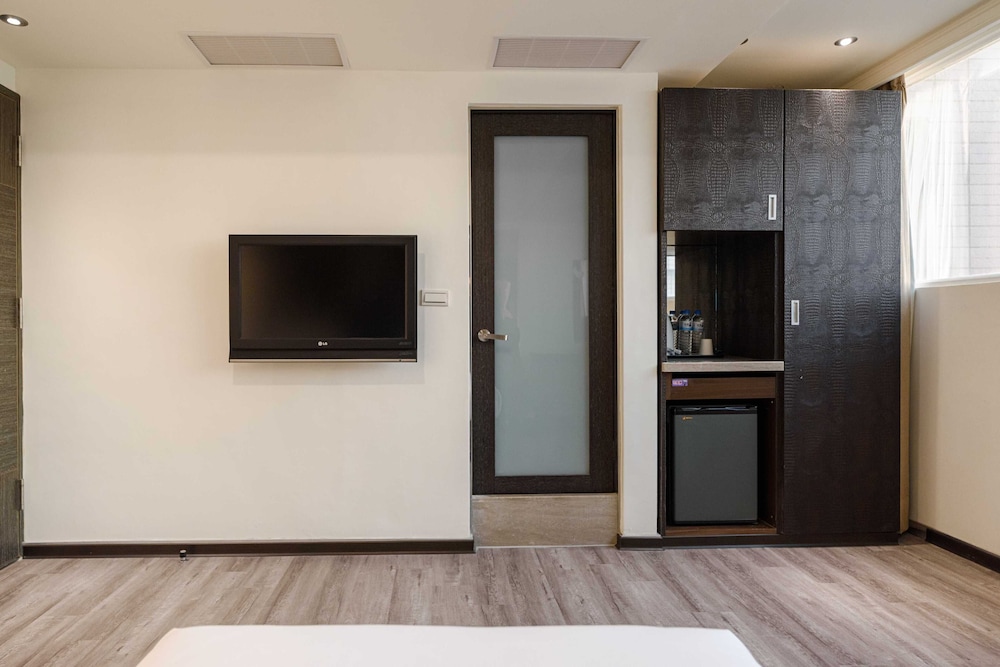 Basic Twin Room photo 3