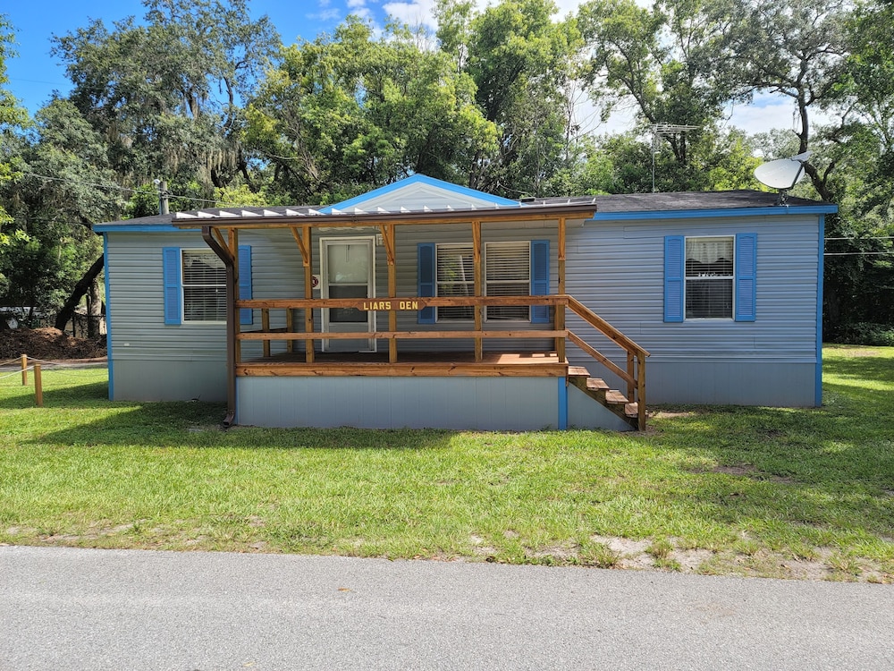 House, 3 Bedrooms (Liar's Den House) photo 1