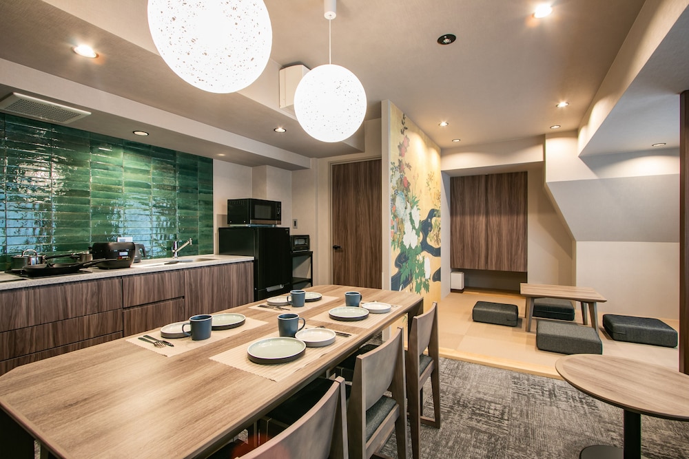 Deluxe 1BR with 6beds (with Tatami Room), Non Smoking