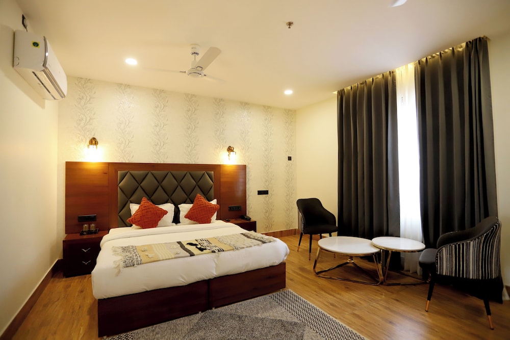Executive Room