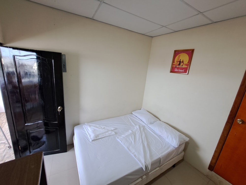Business Double Room, Multiple Beds photo 2