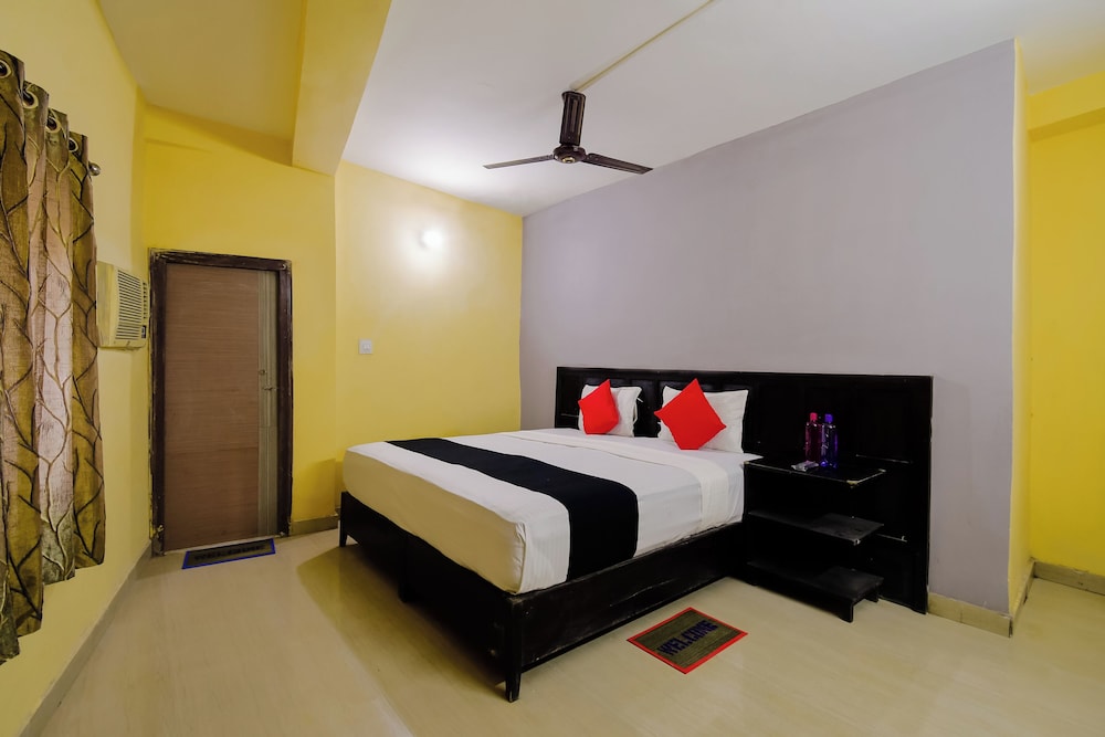 Deluxe Double Room, Multiple Beds, City View