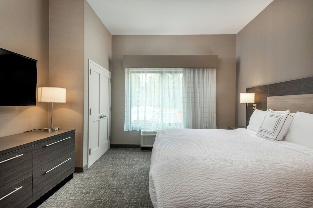 Signature Suite, 1 Bedroom (Hearing Accessible) photo 2