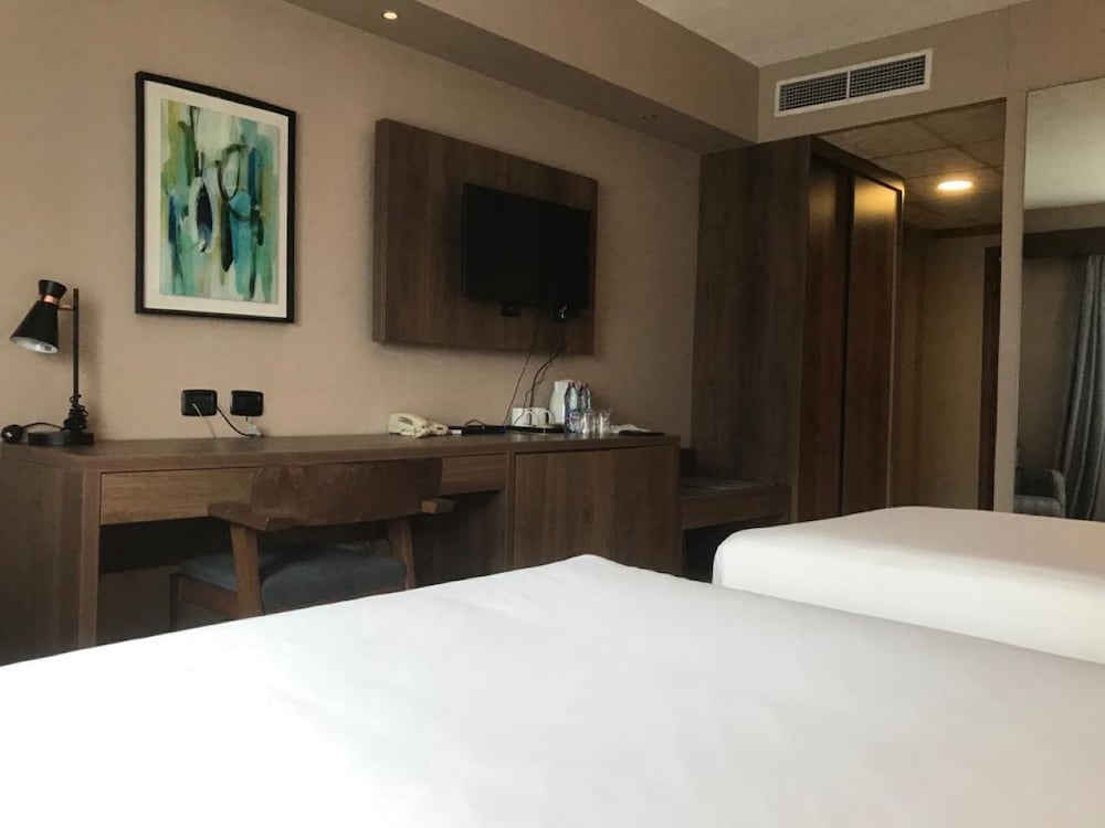 Standard Room, 2 Twin Beds, Non Smoking photo 2