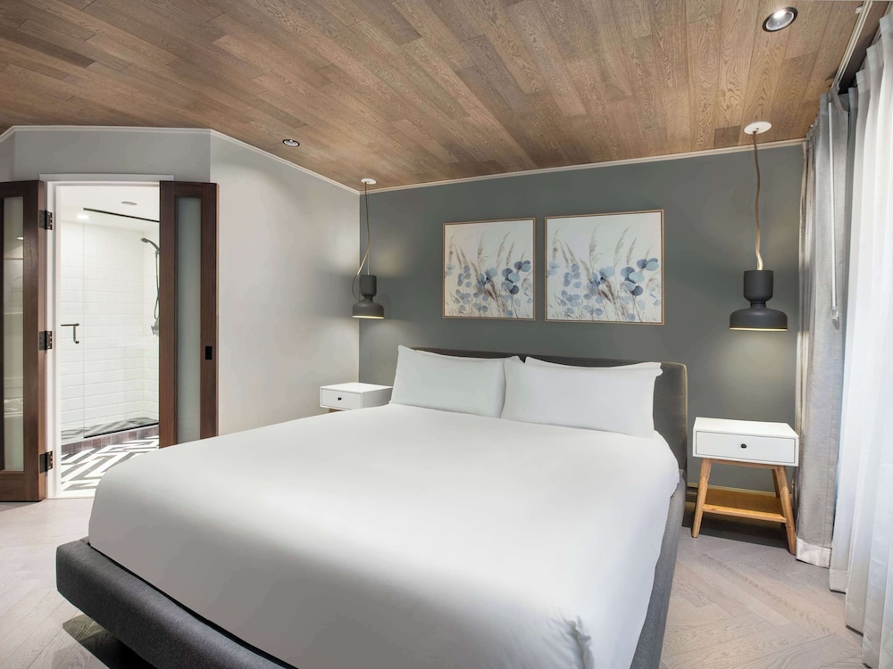 Junior Suite (Executive)