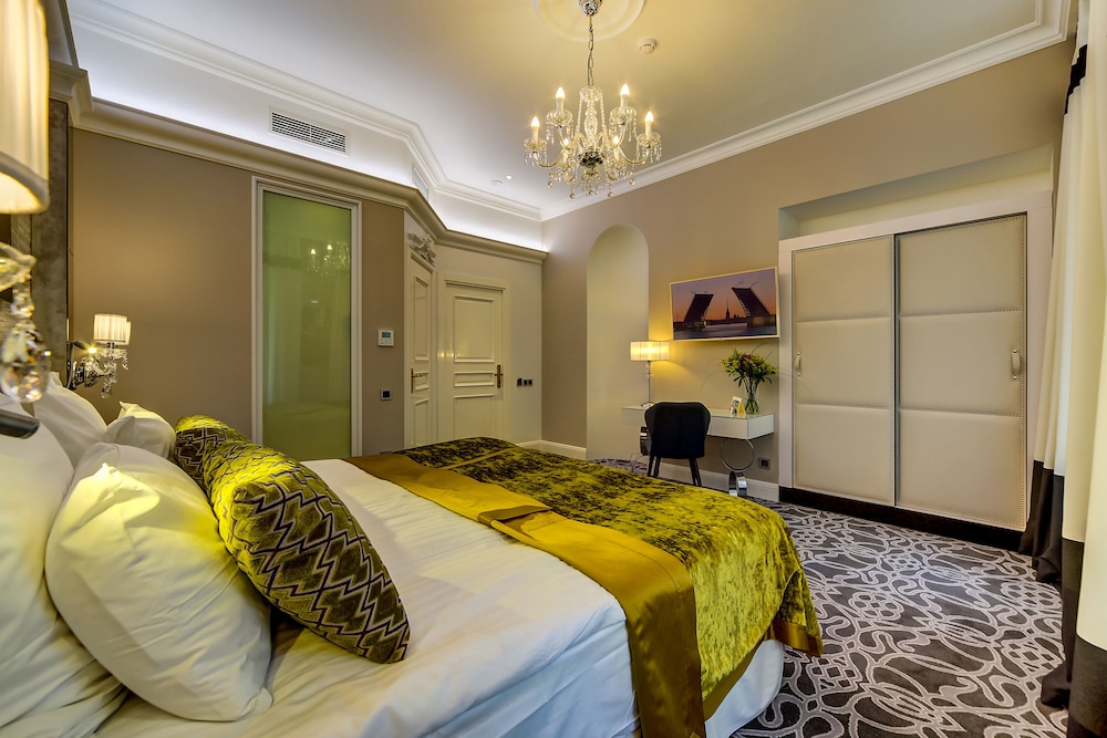 Junior Double or Twin Room photo 3