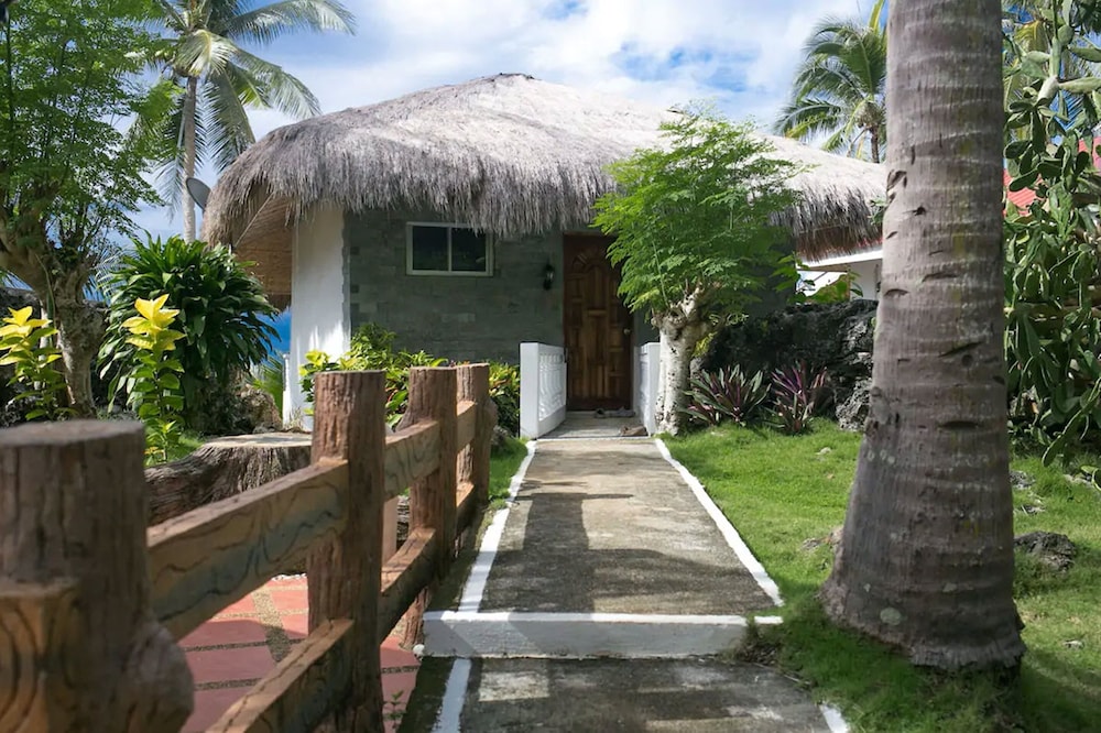 Ocean View Bungalow Deluxe photo 1