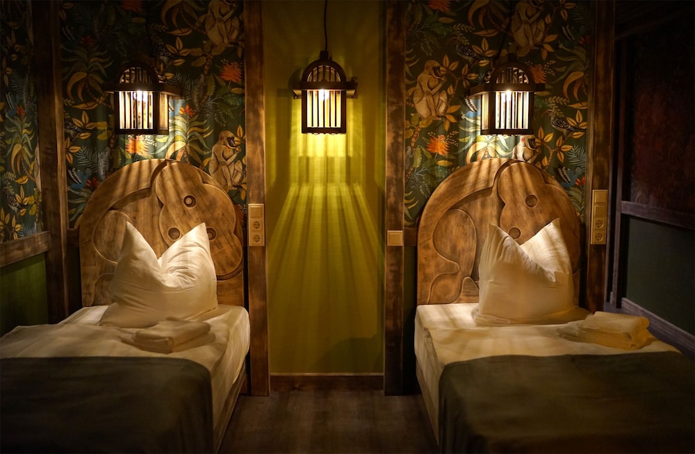 Standard Studio, Private Bathroom - Photo 1
