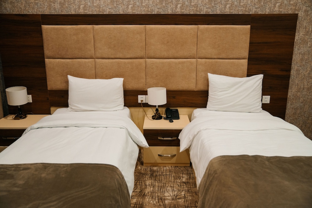 Family Suite, 2 Bedrooms, Non Smoking, City View photo 3