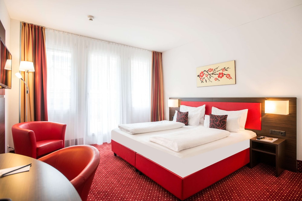 Standard Room, 2 Twin Beds photo 2