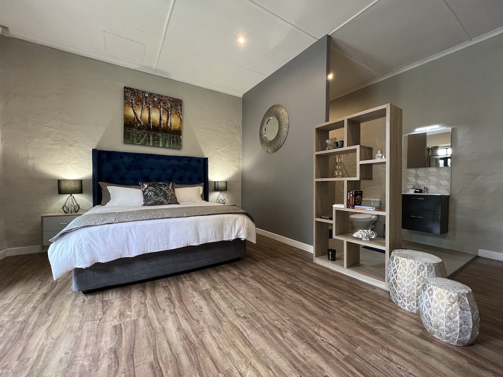 Luxury Room photo 1