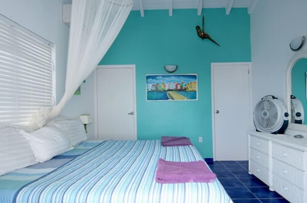 3 Bedroom Partial Ocean View Bungalow photo 2