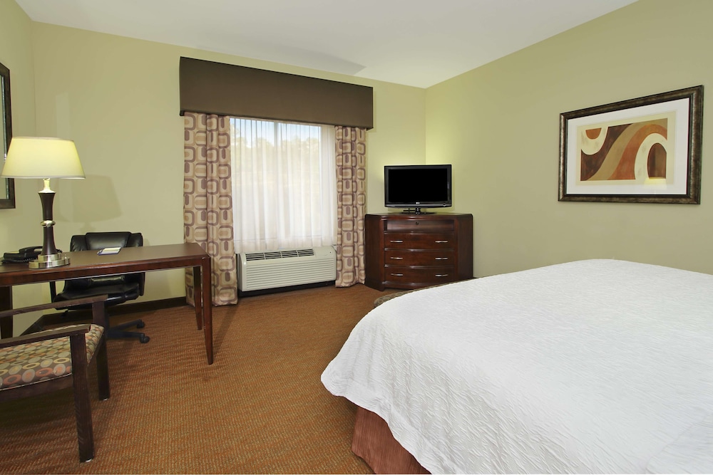 One king bed non smoking - Photo 1