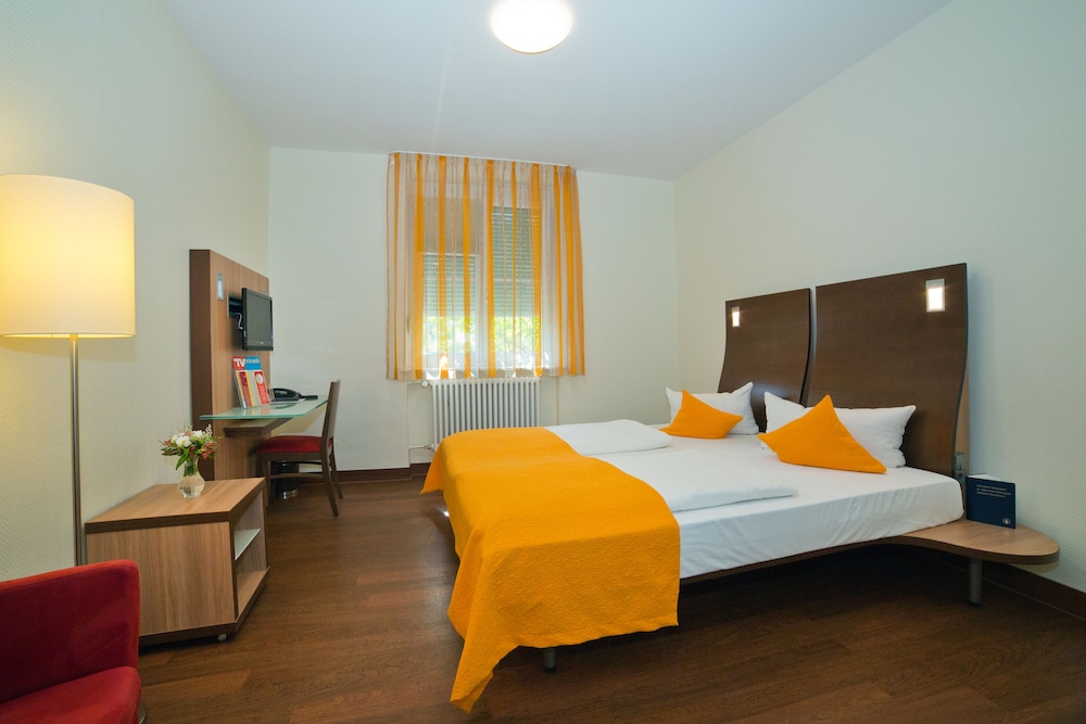 Standard Double Room - Photo 1