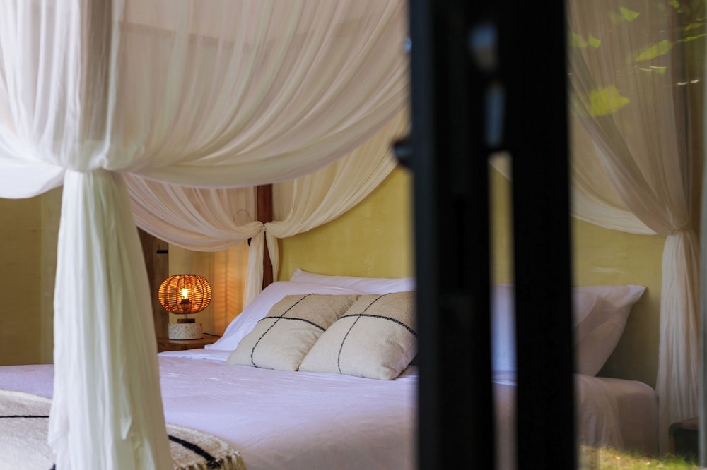 Mendaka Villa with Ocean View photo 3