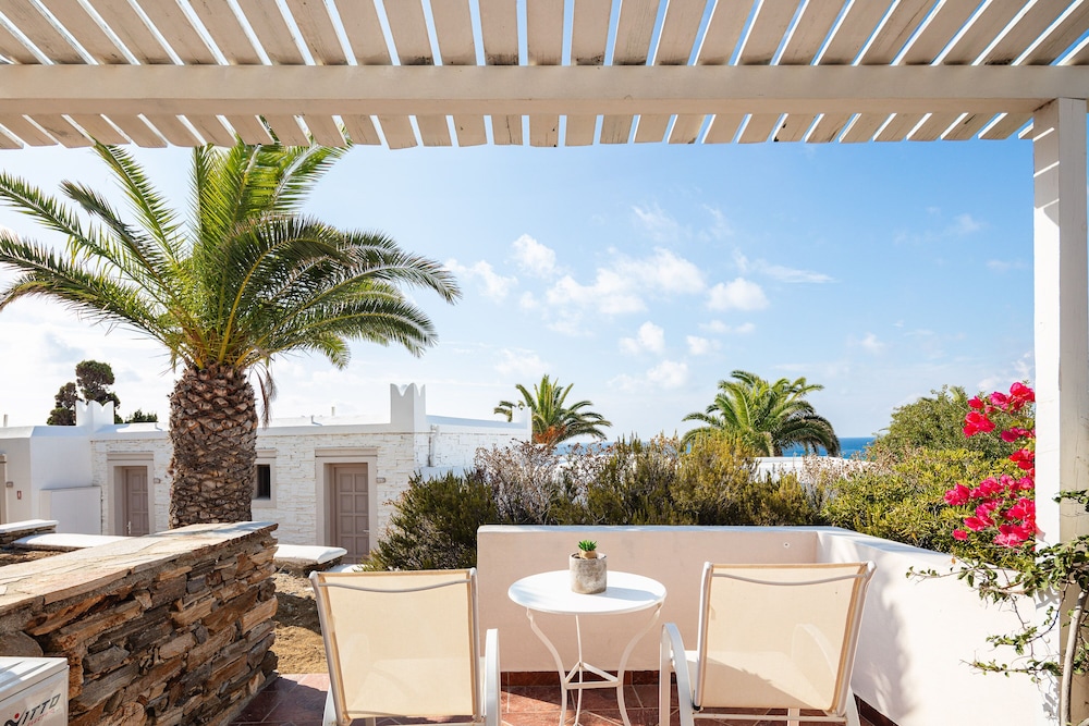 Aegean Room with Terrace & Garden View photo 3