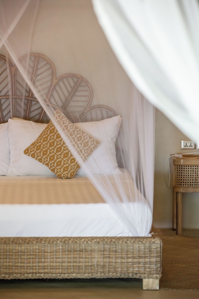 Family Studio Suite, Multiple Beds, Non Smoking, Garden View