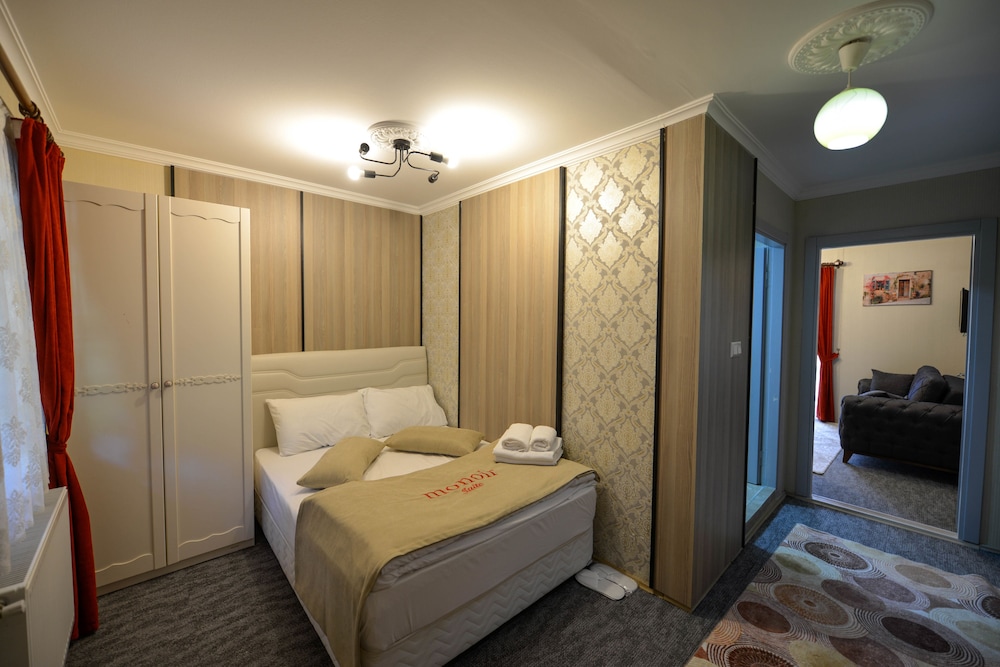 Traditional Apartment, Mountain View