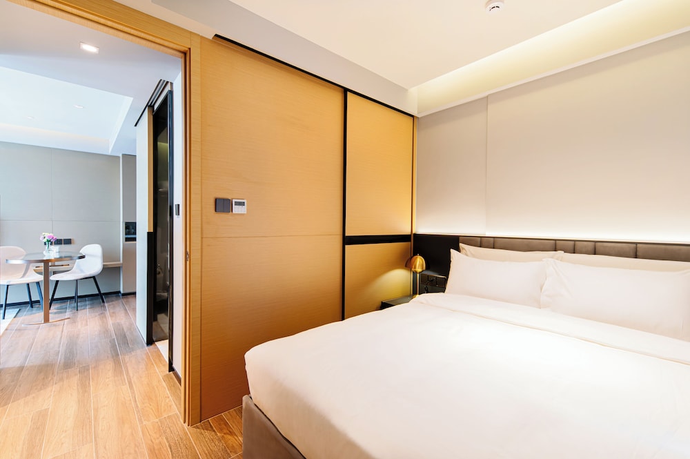 Two-Bedroom Suite with Sea View