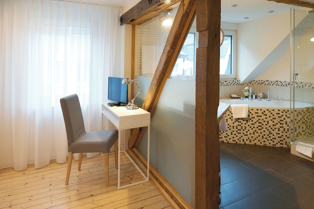 Family Apartment, Balcony or Loggia, approx 65 qm, quiet photo 2