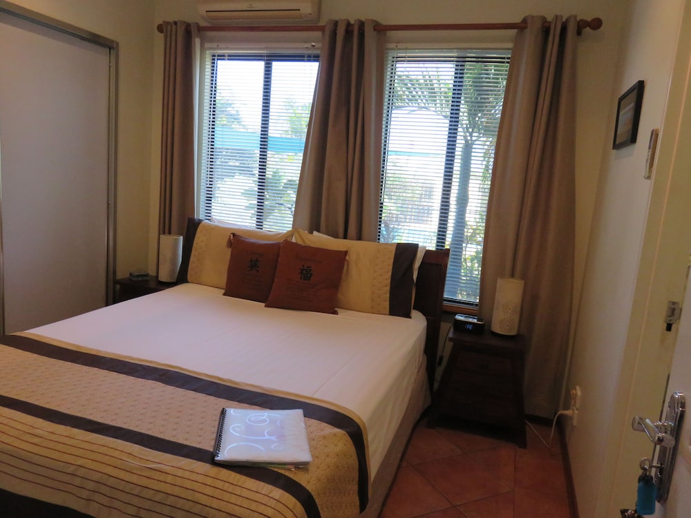 Standard Room, Non Smoking, Kitchen (Queen Standard) photo 2