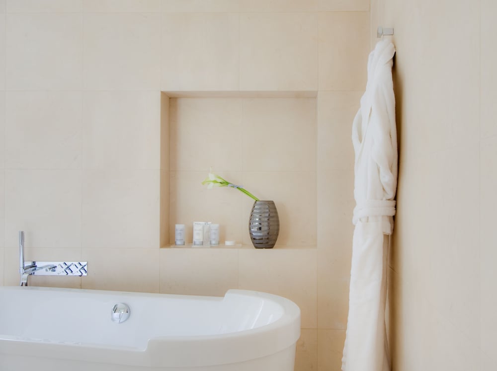Luxury Suite photo 3