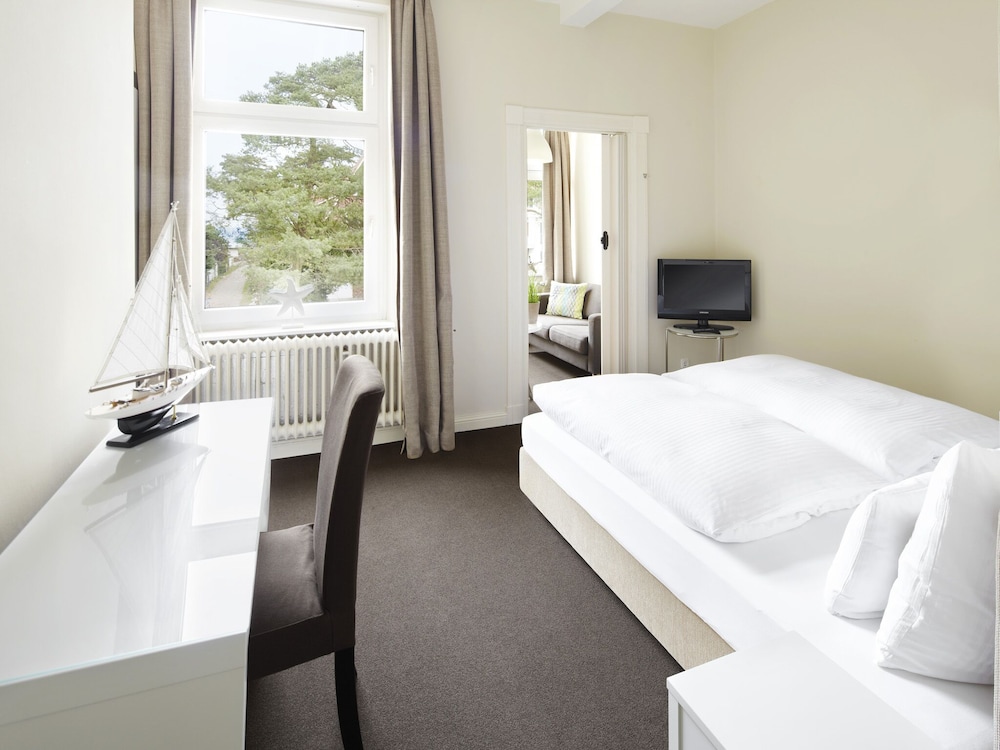Comfort Double Room, Private Bathroom photo 1