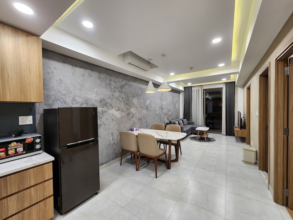 Premier Apartment, Balcony, Garden View