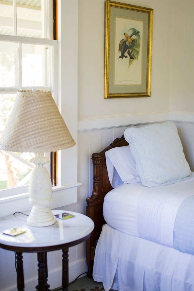 Classic Cottage, 2 Bedrooms, Non Smoking, Ocean View photo 2