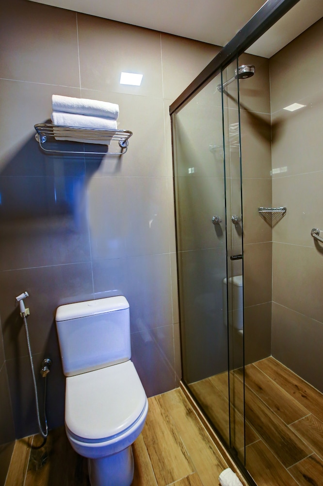 Family Room, 2 Double Beds - Photo 4