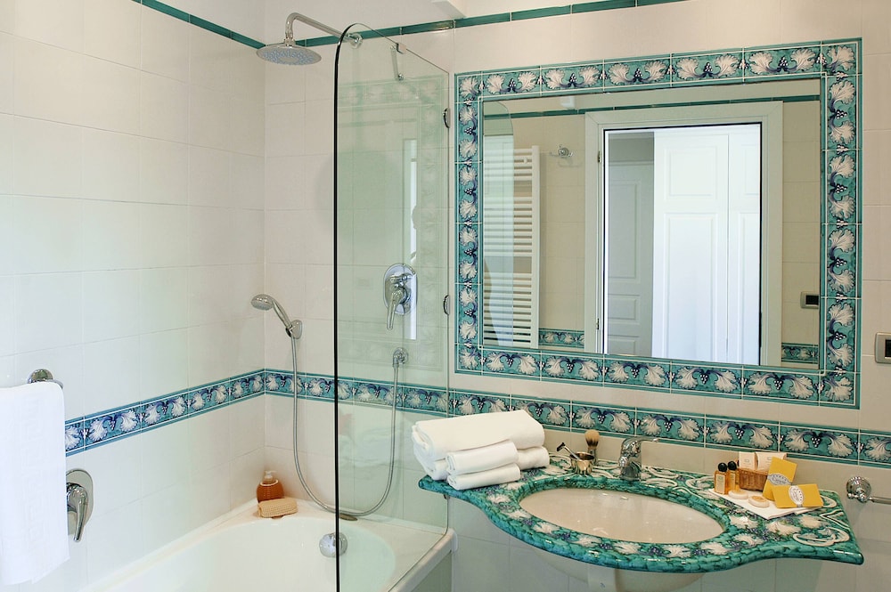 Classic Double or Twin Room - Photo 3