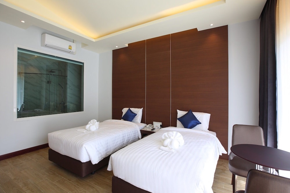 Deluxe Twin Room - Photo 1