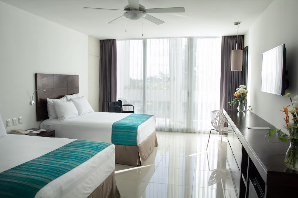 Executive Room, 2 Double Beds, Refrigerator, Garden View