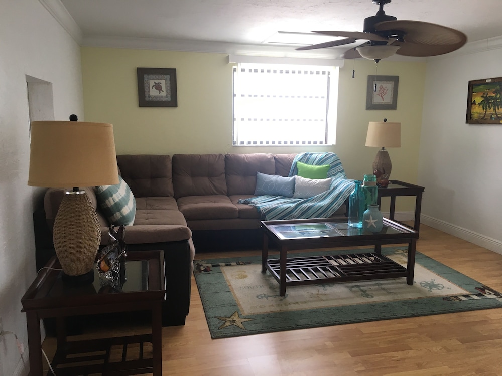Townhome, 2 Bedrooms, Non Smoking photo 2