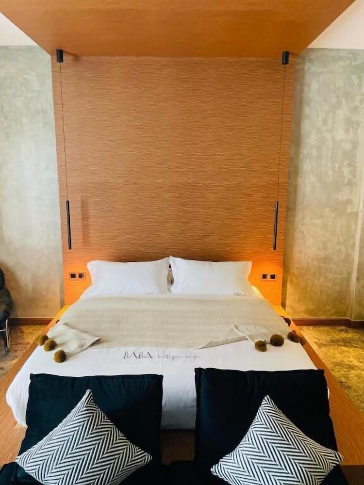 Tatami Room No Window