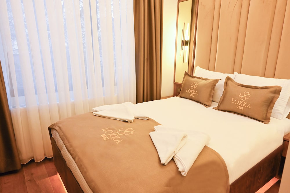 Deluxe Double Room, Partial Sea View photo 3