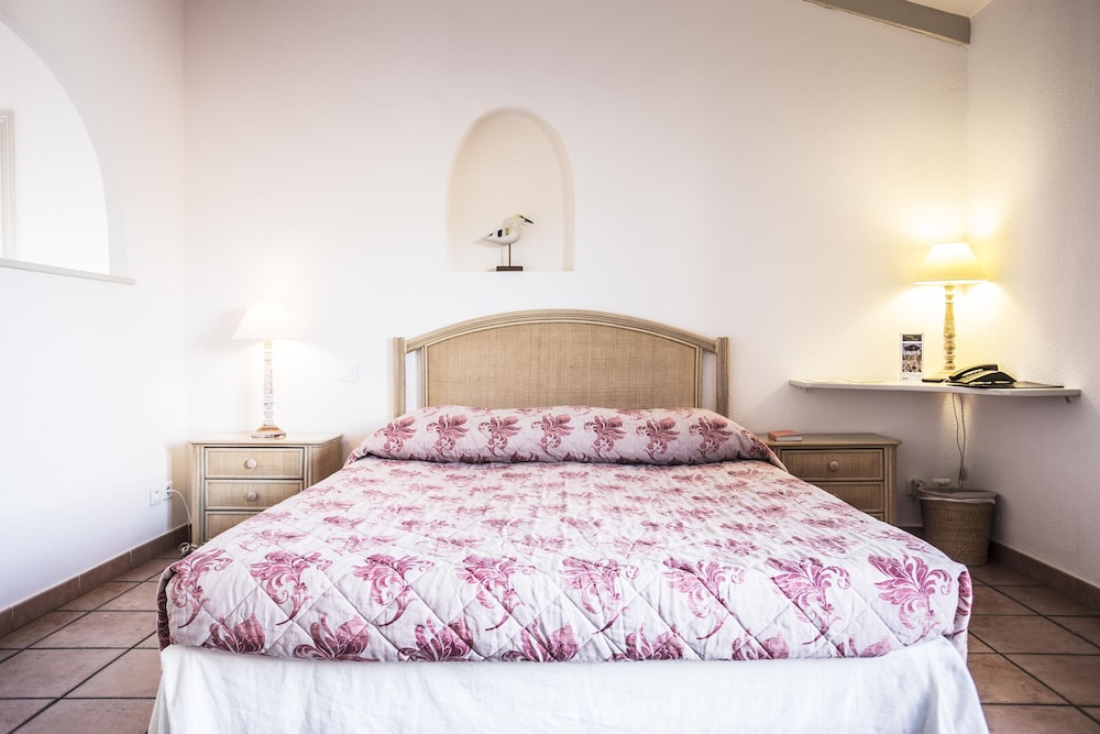 Double Room (Privilege) - Photo 3