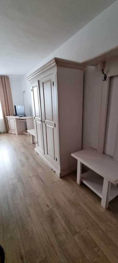 Standard Double Room - Photo 3