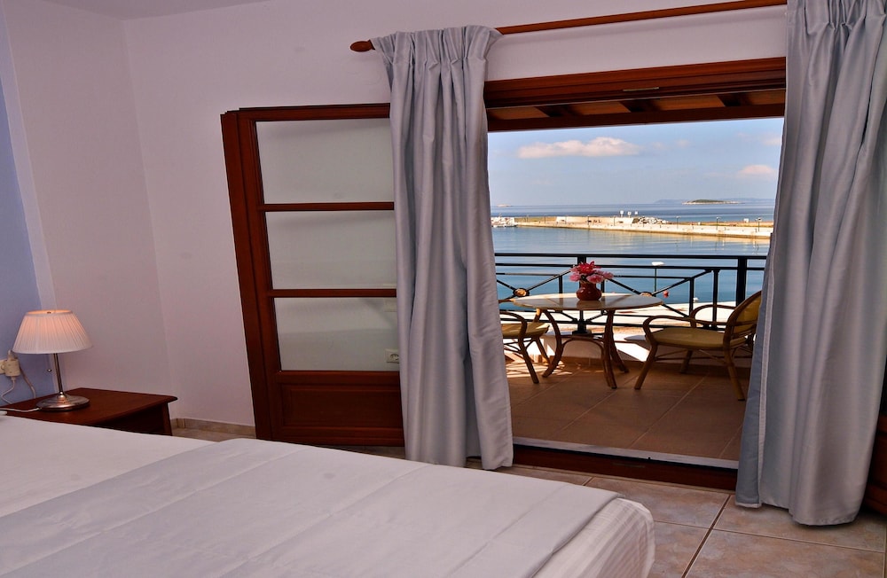 Deluxe Apartment, 1 Bedroom, Terrace (Panoramic Sea View) photo 3