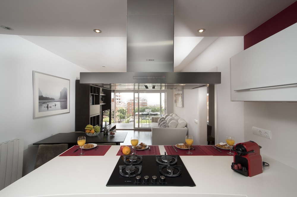 Apartment, 3 Bedrooms, Sea View photo 3